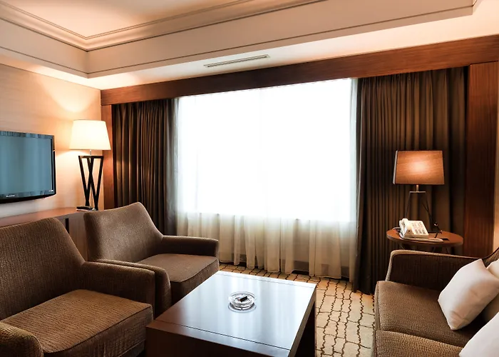 Отель Lotte 5*
