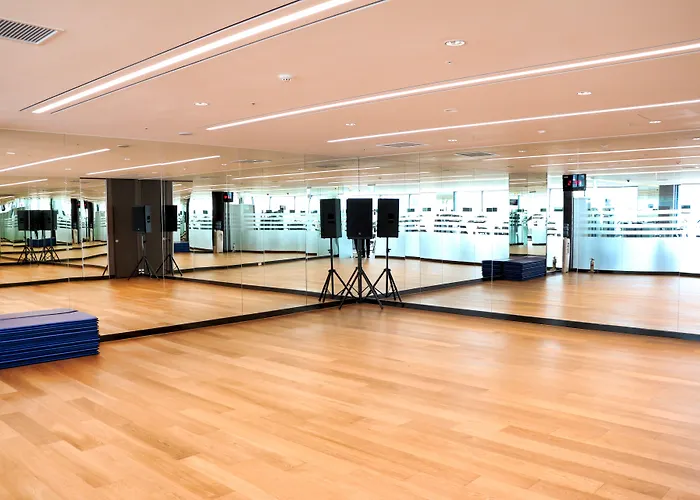 Отель Lotte 5*