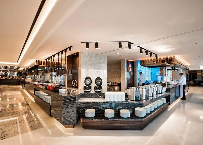 Отель Lotte 5*